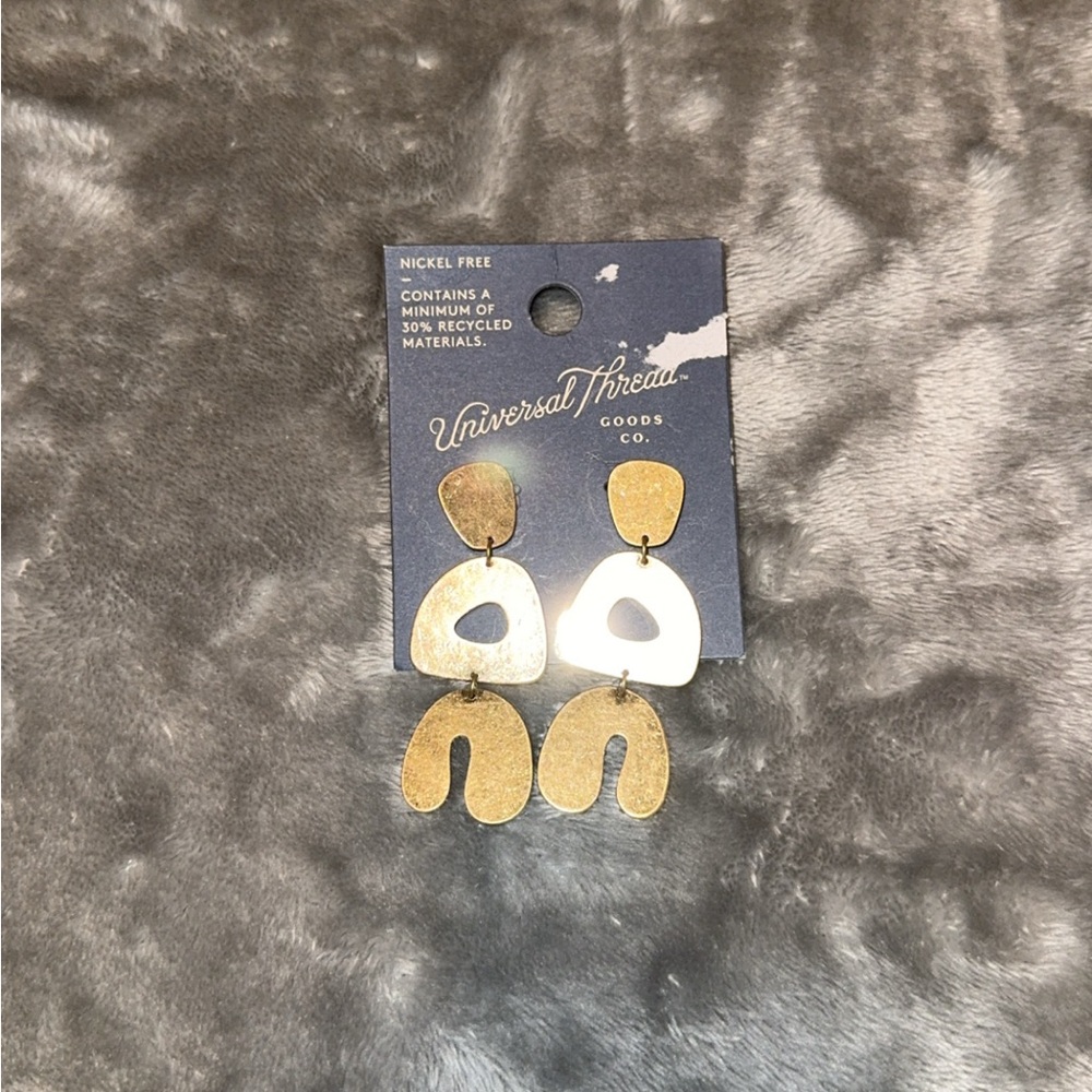 Universal Thread Gold Minimalist Stud Earrings